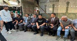 محافظ بورسعيد يعزي أسرة ضحية حريق سوق الحميدي 