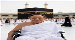 بعد صور عادل إمام في الكعبة.. كيف تفرق بين الصورة الأصلية والـAI؟