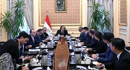 مدبولي: الحكومة مهتمة بتوطين صناعة مكونات محطات الطاقة الشمسية