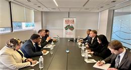 وزير البترول يبحث مع نظيره الأسترالي التعاون في مجال التدريب ونقل الخبرات 