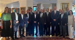 وزير الخارجية يرحب بالتعاون المثمر مع غرفة التجارة والصناعة القبرصية