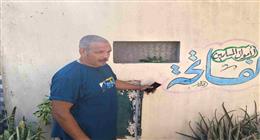 «عبده» أوفى بالعهد.. يزور قبر صديقه كل يوم جمعة «فيديو»