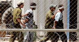 بعد أكثر من 700 يوم حرب.. كيف حال الأسرى الفلسطينيين في سجون الاحتلال؟