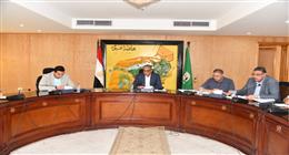 محافظ الفيوم يتابع مستجدات ملفي التصالح بمخالفات البناء وتقنين أملاك الدولة  