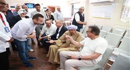 وزير الصحة يستجيب لطلب مواطن بالأقصر.. ويأمر بعلاجه على نفقة الدولة
