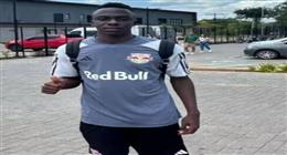 مصرع لاعب كولومبي شاب قبل أيام من انضمامه إلى فريقه الجديد