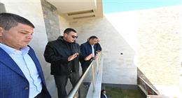 وزير الإسكان يتفقد أعمال التطوير بقرى مارينا ومشروع البوغاز