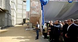 رئيس الوزراء يتفقد أعمال تطوير مستشفى «أم المصريين العام» بالجيزة