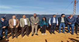 وزيرا الزراعة والتخطيط يتفقدان مشروع محطة رفع بالطاقة الشمسية في أسوان
