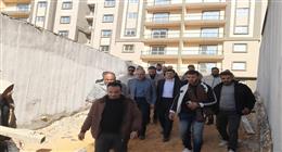مسؤولو «الإسكان» يتفقدون مشروعات سكنية بمدينة القاهرة الجديدة لدفع العمل