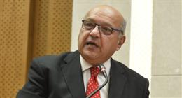 رئيس جامعة الأزهر يهنئ محمد الوحش بفوزه بمنصب وكيل مجلس النواب