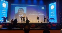وزير السياحة يكرم عددا من العاملين في عيد الأثريين المصريين