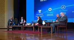 وزير الاستثمار والتجارة الخارجية يشارك في جلسة نقاشية بالجامعة الأمريكية حول «الرؤية الاقتصادية والقيادة الاستراتيجية»