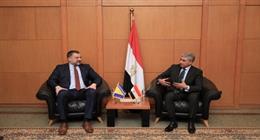 وزير الآثار يبحث آليات زيادة معدلات حركة السياحة البينية بين مصر والبوسنة  