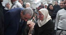 محافظ الغربية يقف على «شبابيك» صيدليات التأمين الصحي بطنطا ويستمع لمطالب المرضى