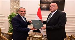 وزير الخارجية يزور المستشار هشام بدوي لتهنئته بتوليه رئاسة مجلس النواب