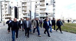 وزير الإسكان ومحافظ الدقهلية يتفقدان كورنيش مدينة المنصورة الجديدة