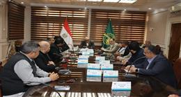 محافظ القليوبية يبحث مطالب مستثمري المنطقة الاستثمارية في بنها