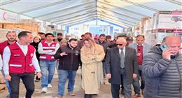 عاجل: تفاصيل زيارة أنجلينا جولي إلى معبر رفح والعريش.. 6 مواقف إنسانية للنجمة العالمية في مصر