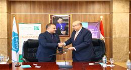 عضو بالتحالف الوطني يوقع بروتوكول تعاون لتوفير منح دراسية للمتفوقين 