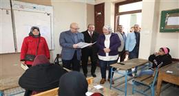 محافظ بني سويف يتابع ختام امتحانات الشهادة الإعدادية ويوجه ببدء أعمال التصحيح