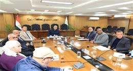 نائب محافظ الجيزة يترأس اجتماعًا لمتابعة مشروعات الصرف الصحي ضمن «حياة كريمة»