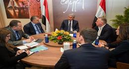 وزير السياحة يبحث التوسع في الطيران الداخلي من الأسواق الأوروبية إلى مصر