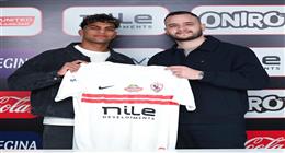 تعليق مفاجئ من محمد السيد بعد التجديد مع الزمالك.. ماذا قال عن الهروب؟