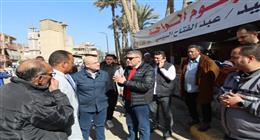 محافظ الجيزة يتفقد سوق اليوم الواحد في الحوامدية