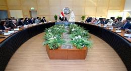 وزير الصناعة يبحث مع شركة صينية خطة إنشاء مجمع صناعي متكامل لإنتاج ألواح السيارات