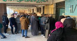توافد المواطنين على اللجان للتصويت في انتخابات النواب بالدوائر الملغاة في الجيزة 