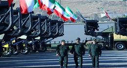 إيران تنفي استهداف قائد بالحرس الثوري في انفجار مبنى سكني ببندر عباس