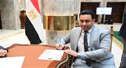 توافد الأعضاء الجدد على مجلس النواب لاستلام كارنيهات العضوية