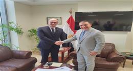 رئيس التمثيل التجاري يبحث مع سفير بيلاروسيا تعزيز التعاون التجاري وتوطين الصناعة