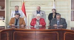 محافظ بني سويف يشهد توقيع بروتوكول لتوفير خدمات التأمين الصحي للطلاب