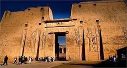 «الأعلى للآثار» يقرر تعديل مواعيد فتح معبد إدفو بداية من الجمعة المقبل 