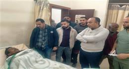 نائب محافظ المنيا يطمئن على مصابي حادث انقلاب ميكروباص بمستشفى الصدر
