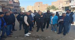 نائب محافظ الجيزة يتابع أعمال تحويل المرافق بمشروع الرصف والتطوير بطريق الحفرية