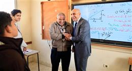 وزير التعليم يتفقد مدارس البحيرة.. ويطلع على سجلات الحضور والتقييمات الأسبوعية