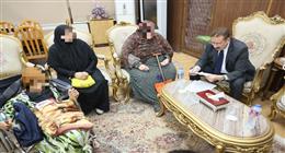 صرف مساعدات مالية وعينية لعدد من الحالات الإنسانية بالمنوفية