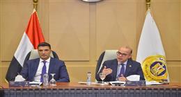 وزيرا الاستثمار والصناعة يبحثان إعادة هيكلة منظومة تنمية الصادرات