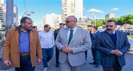 محافظ الإسكندرية يتابع سيولة المرور ويشدد على تكثيف حملات ضبط الأسعار