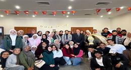 جامعة القاهرة الأهلية تحتفي برمضان بالزينة والتقاط الصور مع الطلاب