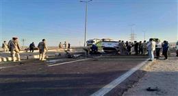 مصرع 3 أشخاص وإصابة آخر في تصادم سيارتين بطريق الغردقة سفاجا 