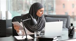 حقوق موسعة للمرأة في قانون العمل الجديد.. مساواة الأجور وحماية للأمومة