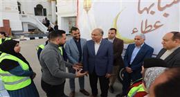 توزيع 1000 كرتونة مواد غذائية على الأسر الأولى بالرعاية في المنيا