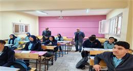 وكيل «تعليم القاهرة» يتفقد نسب حضور الطلاب بمدرسة المنيل