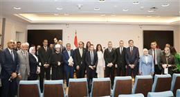 «الأوقاف» و«الاتصالات» يبحثان إعداد قانون لحماية الأطفال من استخدام الإنترنت الخاطئ