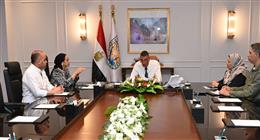 محافظ جنوب سيناء يعقد اجتماعا لعرض موقف منظومة مياه الشرب والصرف الصحي