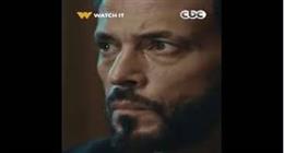 والد يوسف الشريف يشككه في فريقه ضمن أحداث الحلقة الثامنة من مسلسل فن الحرب